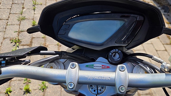 MV Agusta Brutale 800 3 of 3