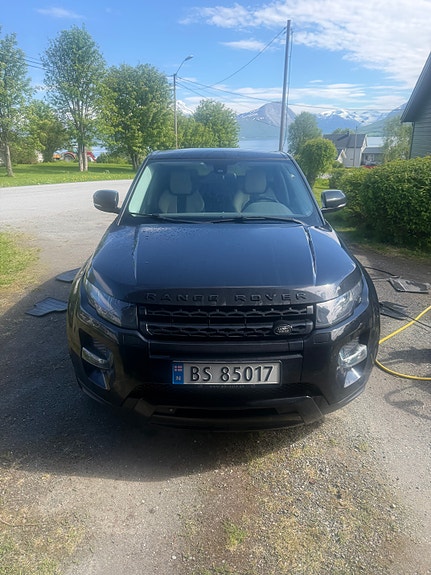 Land Rover Range Rover 2 of 5