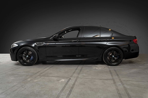 BMW M5 5 of 5