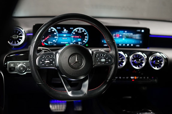Mercedes-Benz A250 e 13 of 30