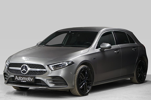 Mercedes-Benz A250 e 4 of 30