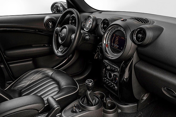 MINI Cooper SD 26 of 26