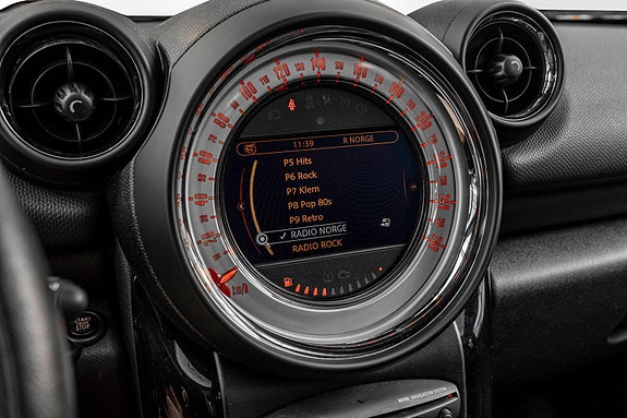 MINI Cooper SD 22 of 26
