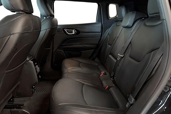 Jeep Compass 7 of 27