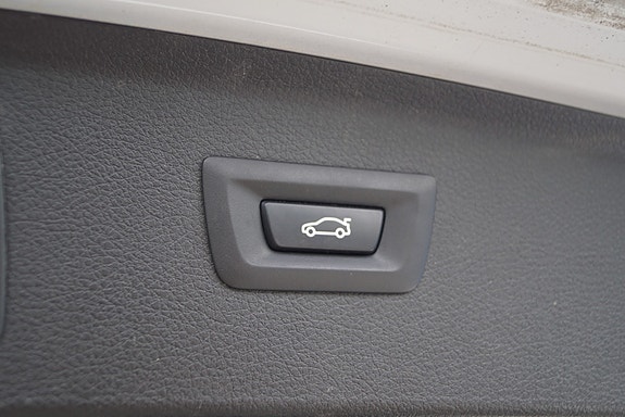 BMW 225xe 9 of 30