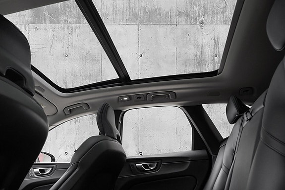 Volvo XC60 19 of 30