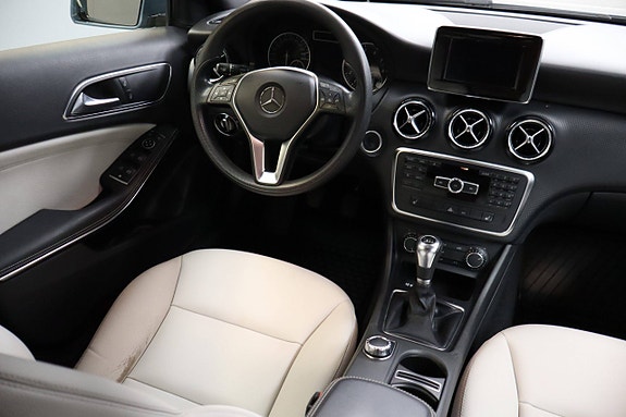 Mercedes-Benz A180 22 of 28