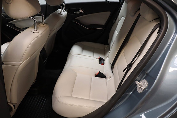 Mercedes-Benz A180 5 of 28