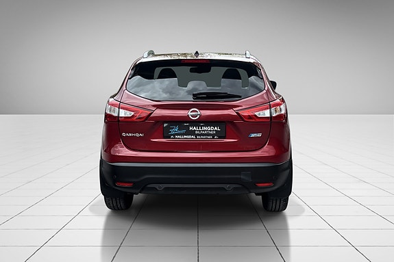 Nissan Qashqai 4 of 5