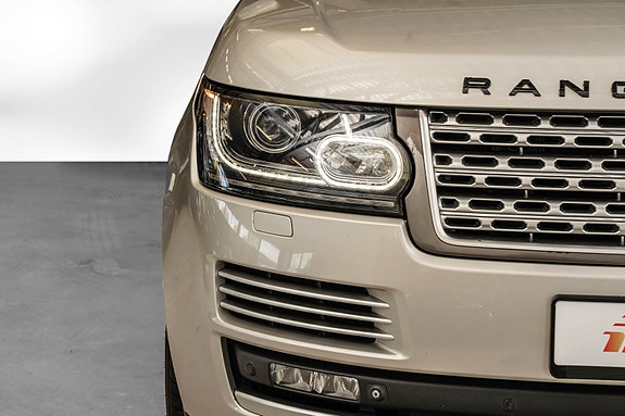 Land Rover Range Rover 5 of 5