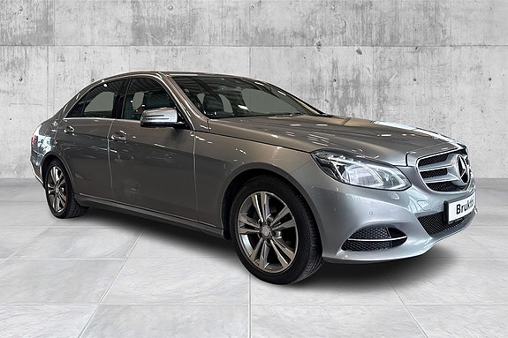 Mercedes-Benz E200C 5 of 5