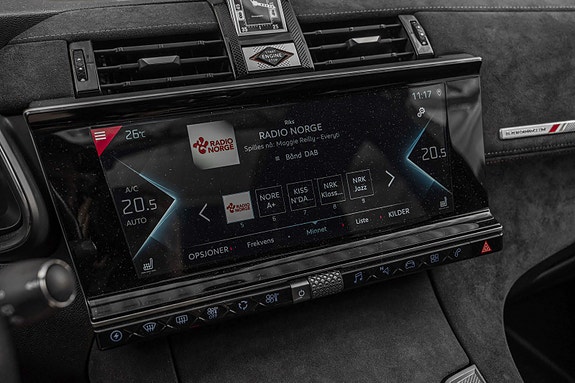 DS DS 7 Crossback 26 of 30