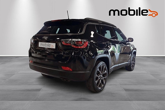 Jeep Compass 3 of 5