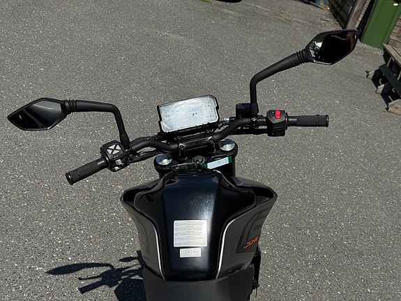KTM 125 Duke 10 of 13