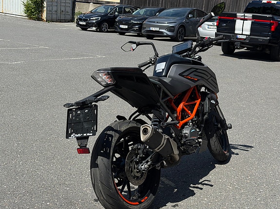 KTM 125 Duke 7 of 13