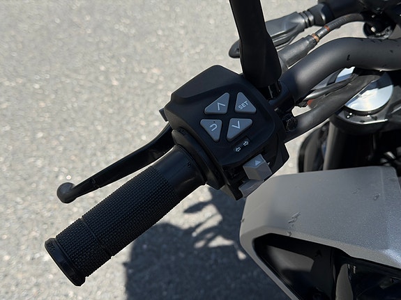 KTM 125 Duke 11 of 13