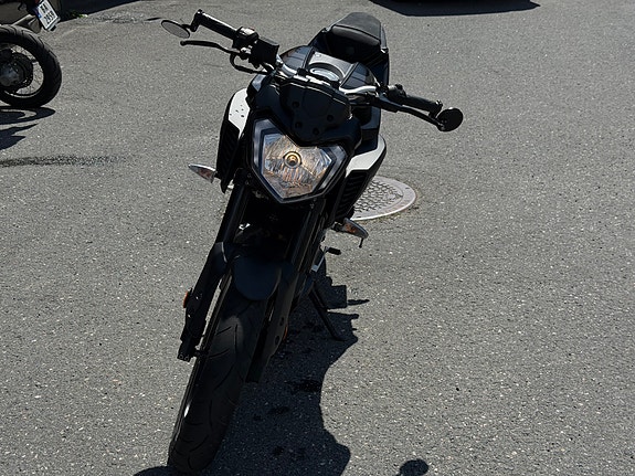 Yamaha MT-125 4 of 5