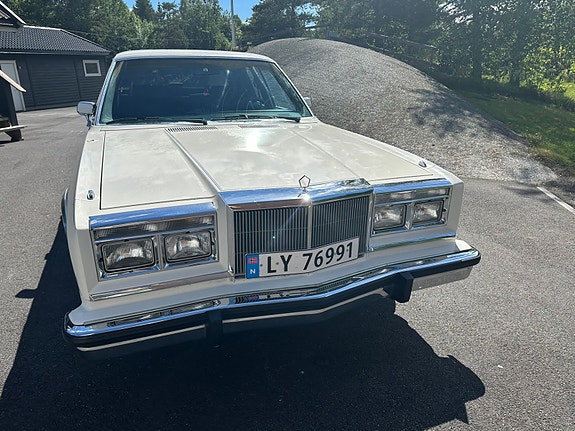 Chrysler 5 of 5
