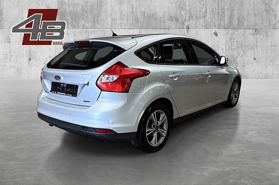 Ford Focus 5 of 5