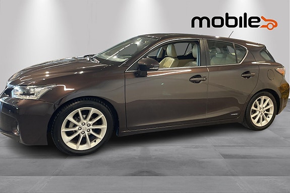 Lexus CT200h 20 of 27