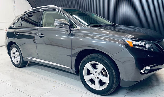 Lexus RX450h 2 of 21