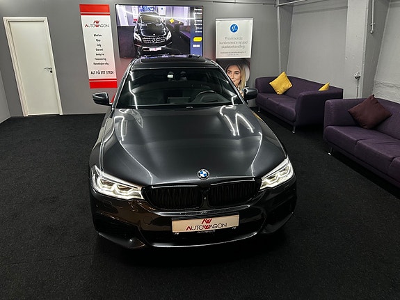 BMW 520d 2 of 5