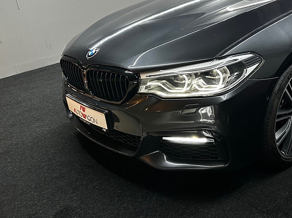 BMW 520d 10 of 30