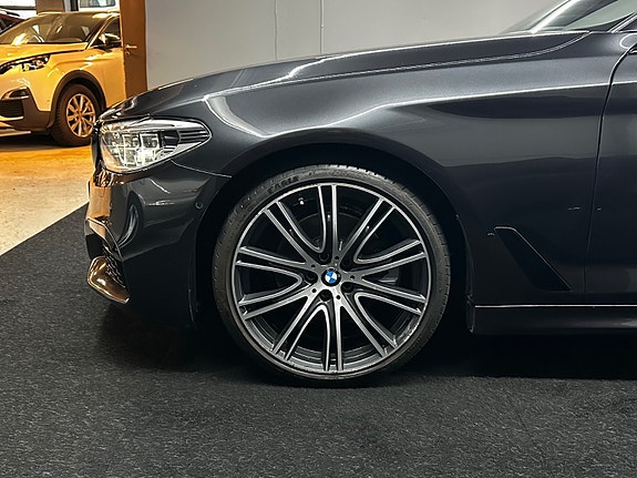 BMW 520d 13 of 30