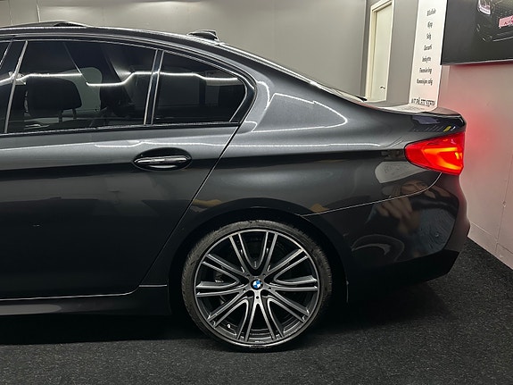 BMW 520d 17 of 30