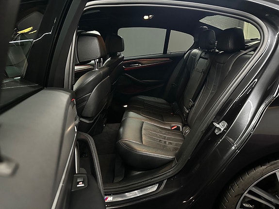 BMW 520d 25 of 30