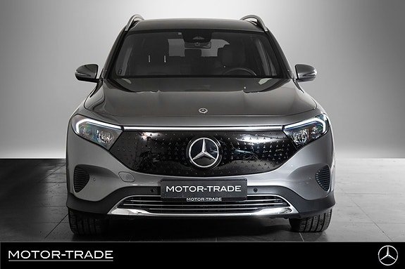 Mercedes-Benz EQB300 3 of 5