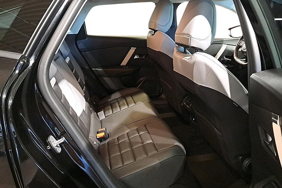 Citroen E-C4 X 22 of 26