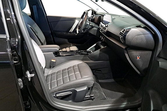 Citroen E-C4 X 23 of 26