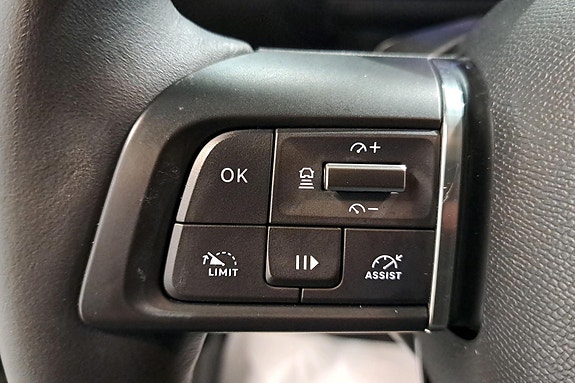 Citroen E-C4 X 16 of 26