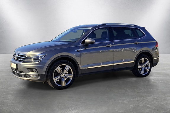 Volkswagen Tiguan Allspace 2 of 5