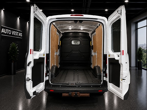 Ford Transit 3 of 5