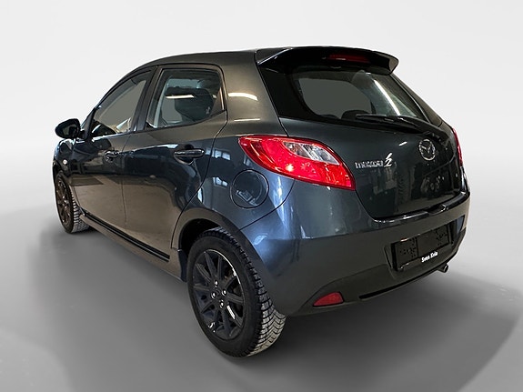 Mazda 2 7 of 24