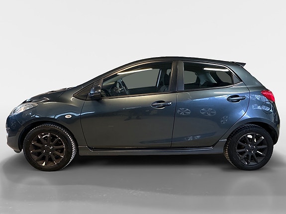 Mazda 2 5 of 5