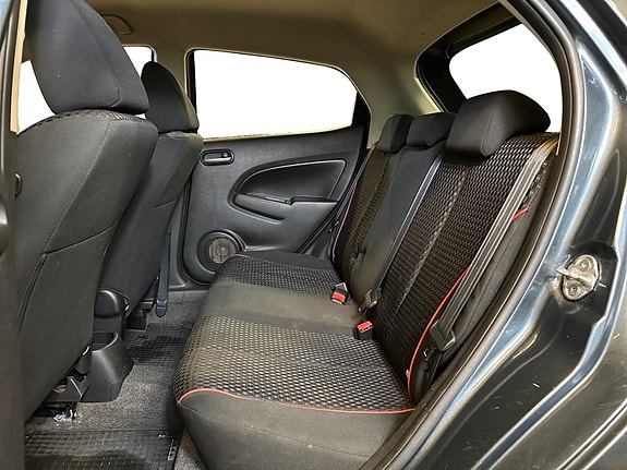 Mazda 2 17 of 24