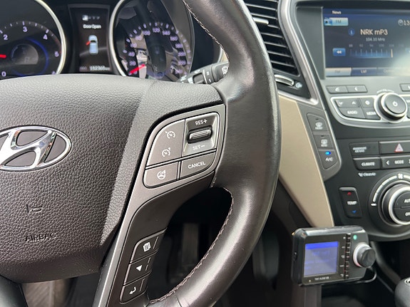 Hyundai Santa Fe 20 of 24