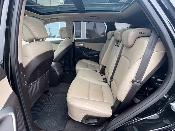 Hyundai Santa Fe 15 of 24