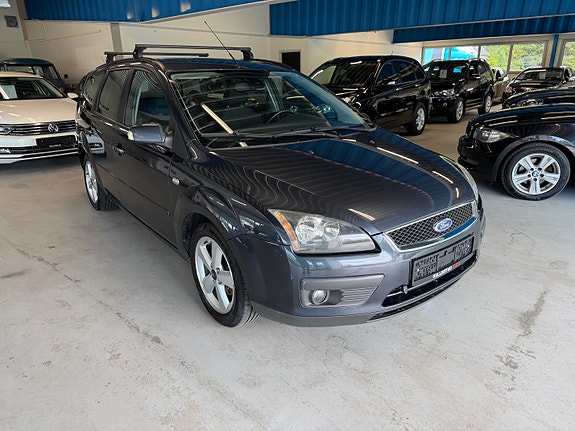 Ford Focus 3 of 5