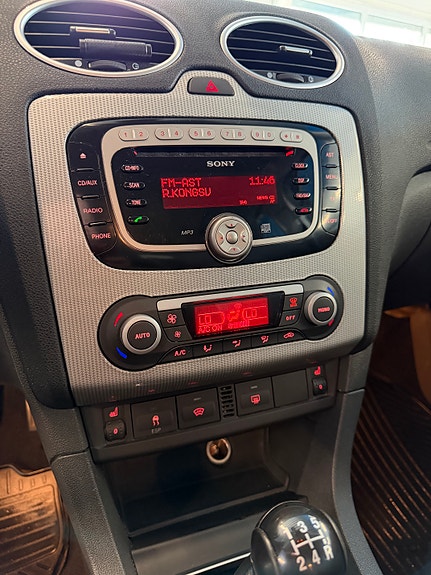 Ford Focus 19 of 26