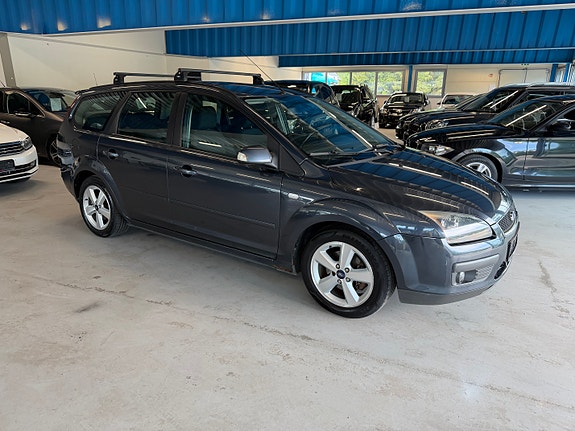 Ford Focus 4 of 5