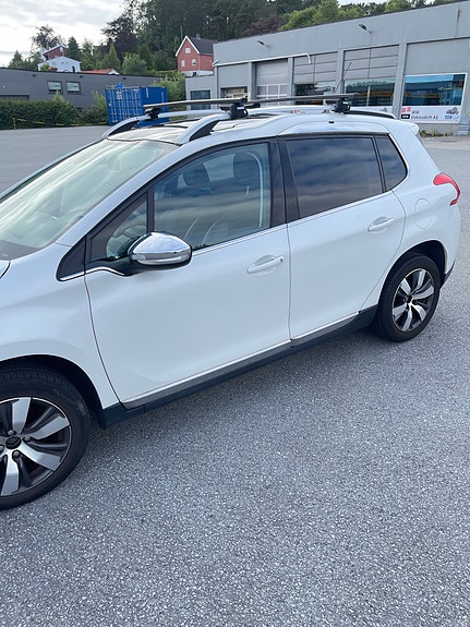 Peugeot 2008 5 of 5