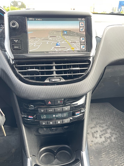 Peugeot 2008 15 of 30