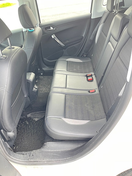 Peugeot 2008 22 of 30