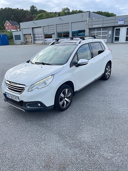 Peugeot 2008 7 of 30