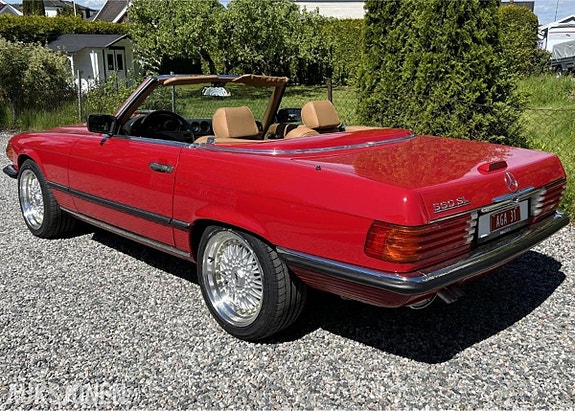 Mercedes-Benz sl 4 of 5