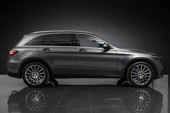 Mercedes-Benz GLC350 e 5 of 5